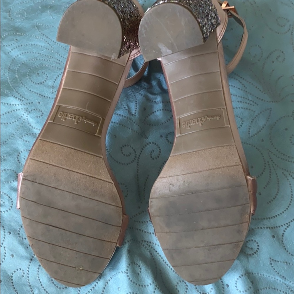 Satin pink sandals with block heels - Picture 3 of 3